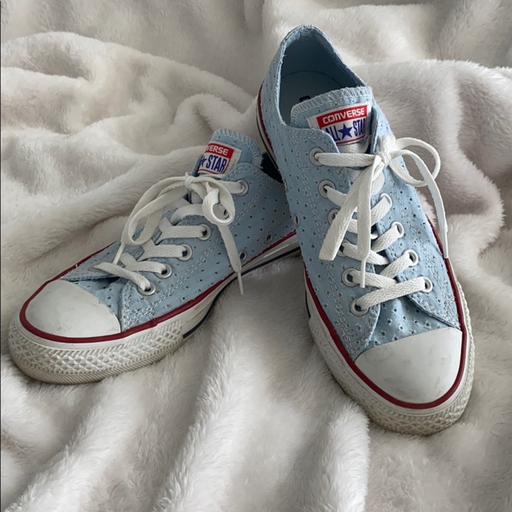 Converse baby blue perforated sneakers